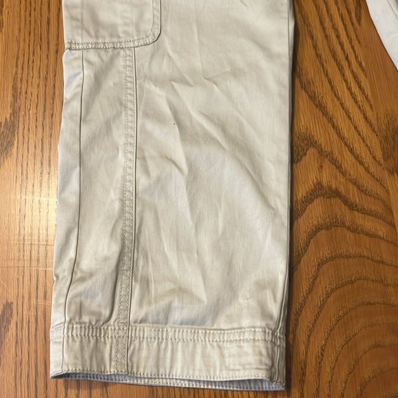 Khaki pants - Picture 6 of 7